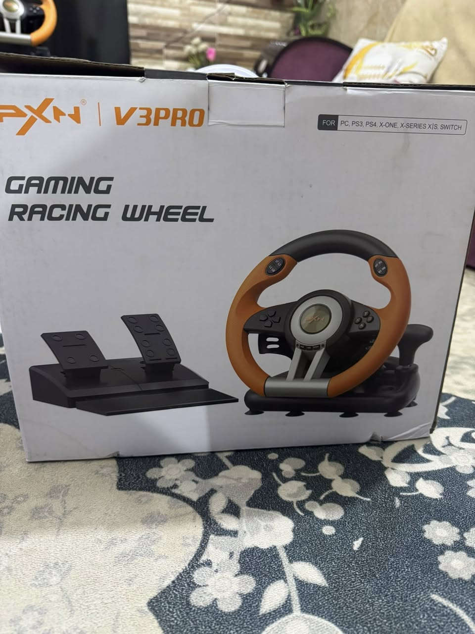 بلي ستيشن 4 سلم
الملحقات قرص fc25 فيفا 
جوستكات 2 الاصلي واحد معلك بR2 بس  
كيبل HD كيبل بور كيبل شحن 
دركسونpxn/v3pro

السعر ٣٠٠ للاستفسار خاص 
او الاتصال ***********
