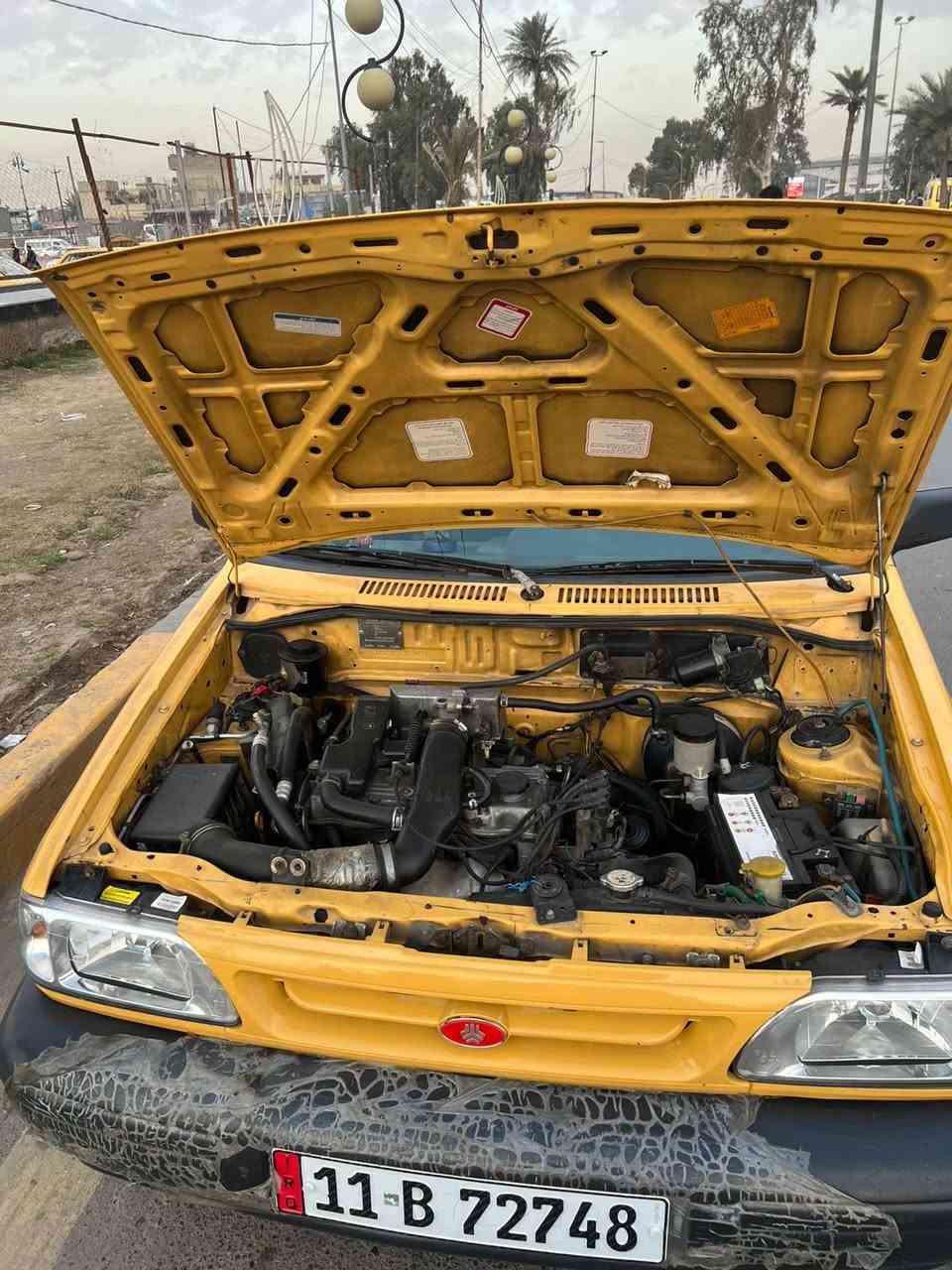 سايبة للبيع،،٢٠١٢ السياره جديده تخم تاير جديد صدر امامي خلفي جديد كهربائياتهه كلهه جديده باتري جديد مكينه +كير كلهن جدد مشط ستيرن جديد دوشمه جديده السياره حلوه ومرتبه ما ناقصهه اي شي السعر ٢٨.       الرقم ***********
