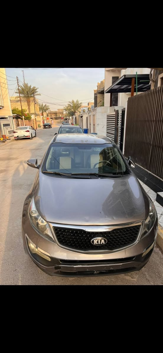 سلام عليكم
سبورتج 2013 كوري
مواصفات
مكينه 2000 دوش
باقي تفاصيل موجوده بالسونار
السعر 128
رقم بغداد 
الرقم كامل جديد 
للاستفسار الاتصال على الرقم واتساب ***********
