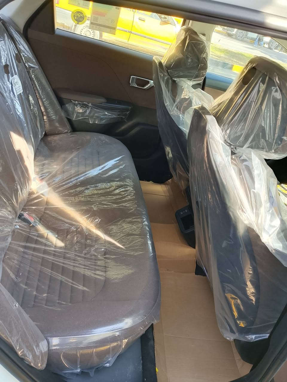 سلام عليكم K4 موديل 2025 خليجي
فول عده الفتحه داخل لونين بصمه ويل كب 17
ضمان دوليه 4تبديلات دهن مجاني سياره زيروو
ماشيه الف ونص دوشمه كاعيه وسفاري وفرشت صندوك 
مغلف دعاميه وبنيد وماصدات ببي اف رقم الهاتف ***********
سعر 198بيهه مجال بصيط
