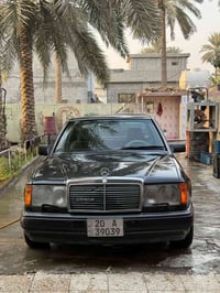 مرسيدس ١٩٩٣ • محرك ٣٢٠٠ • فتحة سقف كهرباء