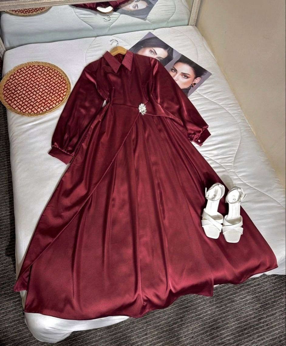 فستان كلوش❤‍🩹
🎀🎀🎀🎀🎀 
خامة ستن زارة تركي 
38–40–42–44–46
🍒🍒🍒🍒🍒🍒🍒
فستان مع توب❤‍🩹
🎀🎀🎀🎀🎀 
خامة شيفون مبطن
38-40-42-44-46-48
🍒🍒🍒🍒🍒🍒
توصيل جميع محافظات العراق


**إذا كنت صاحب هذا الإعلان وتريد حذفه لأي سبب، رجاءا أرسل رسالة إلى الدعم الفني**