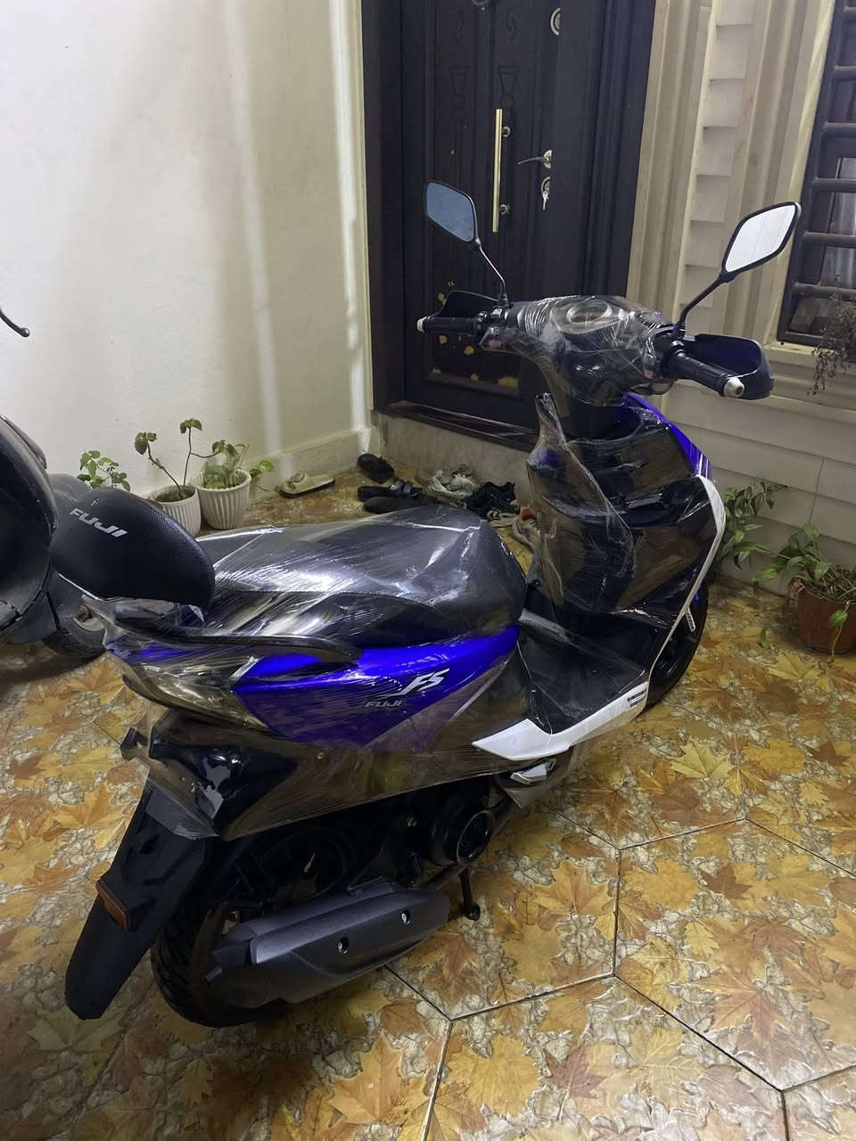 ماطور ماکس FS فوجي محرك ياباني دبل واحد  امبيثري بلادي بلوتوث لايتات ليد دراجه لوك شرط اخو الصفر  السعر 675 الف مكاني كركوك روناكي رقم موبايل ***********
