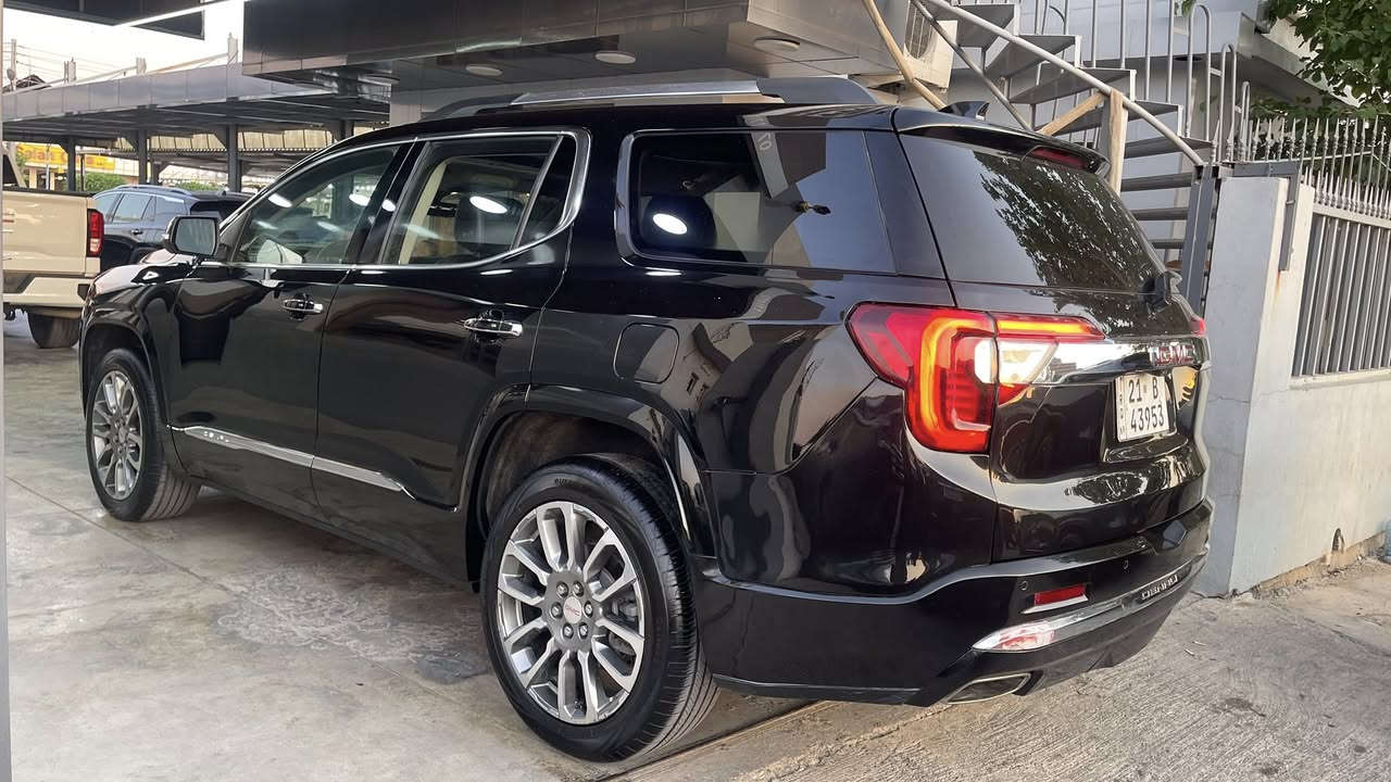 Gmc acadia denali
� للبيع – جمسي أكاديا 2022 🚘

🔹 الموديل: 2022

🔹 النوع: GMC Acadia

🔹 الوارد: 1/1 واحد على واحد

🔹 المحرك: 6 سلندر (V6) تنفس طبيعي

✨ السيارة فول كامل – حرفياً كلشي تريده موجود ✨

📌 الحالة:
 • حادث خفيف صندوق صبخ فقط 
⚙️ المواصفات:

كشنات جلد - تشغيل عن بعد
3 قطع تبريد
- نقاط عمياء 
- رادارات (360) امامي خلفي جانبي - 
- سستم صوت (bose) 
- داتا شو 
- تدفئة كشنات - كشنات كهرباء
‏‎-تحديد مسار 
- اوتو ستوب 

- توقف ذاتي عند الاقتراب من السيارات 
- قفل تلقائي 

- مراية تعتيم ذاتي + اشاير  
- سايد بريك بصمة 
- فول تحكمات ستيرن 
- اضاءة العالي اوتو 
- لايت ٣ عدسات 
- منظومة زنون بلادي  
‏‎وبعد بيها هواااي مواصفات
✔️ 4 كاميرات (360 درجة)
✔️ كشن تنبيه (الانتباه)
✔️ تحديد المسار
✔️ مثبت سرعة

✔️ كشنات كهرباء

✔️ تبريد وتدفئة الكشنات

✔️ 3 وضعيات قيادة

✔️ شاشة ديجتال تدعم Apple CarPlay & Android Auto
✔️ خزن وضعيات القيادة
✔️ جنطة كهرباء تفتح بالقدم
بعد بيها هوايه مواصفات 
📍 الموقع: سليماني 

سعر ٢٤٠ ورقه 

📞 للاستفسار:
***********
