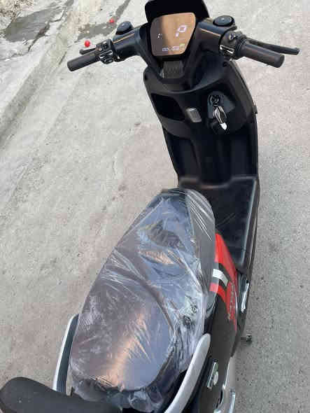 السلام عليكم دراجة ريان 2025 
6 بطاريات جدد 
مثبت سرعه 
منفذ يوسبي 
لايت عالي ناصي 
بصمه تشغيل عن بعد 
انذار سرقه 
قفل ستيرن 
السعر 600 وبيها مجال 
العنوان بغداد بلديات 
الرقم ***********
