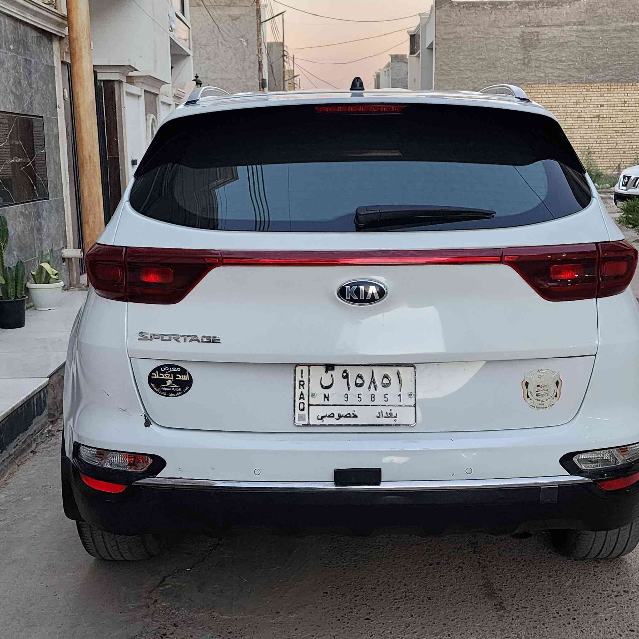 سلام عليكم  كيا سبورتج ٢٠٢٠ خليجيه ممشاها95000  مكان السياره بغداد رقم الهاتف***********.   ***********
