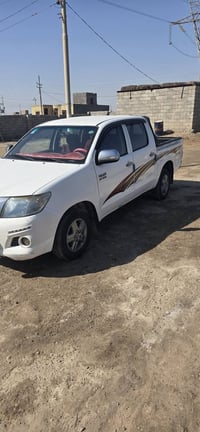 هايلوكس • ٢٠١٤ • اوتوماتيك