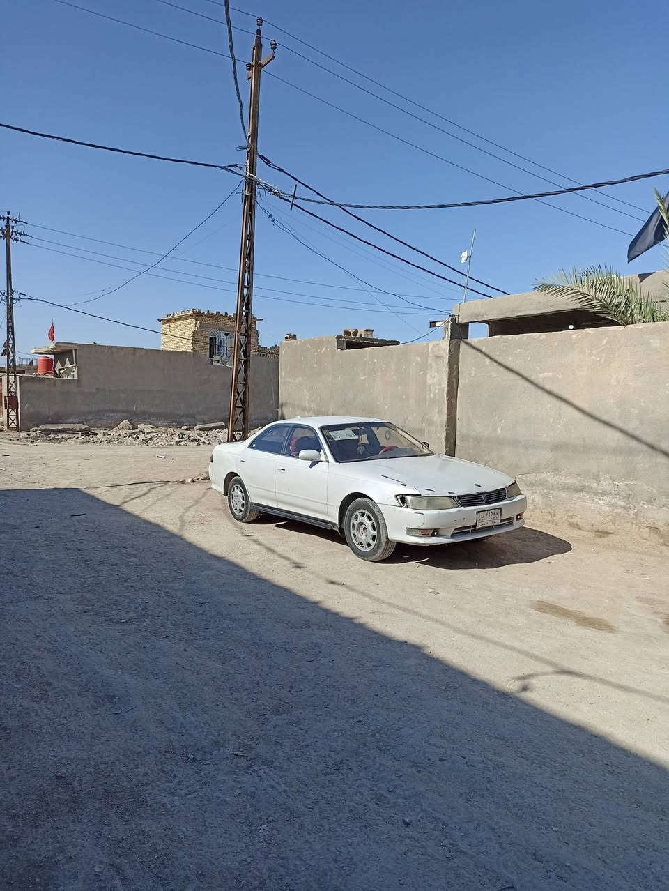 سلام عليكم سياره مارك لبيع كير ومكينه جدد تخم تاير جديد سدر جديد سياره رقم بغداد بس ما واصل راعيه توه صاعده هزه بيع كوم حديد سعر 25او مراوس عادي مكان كوت تصال عله رقم مكلف بنشر ***********
