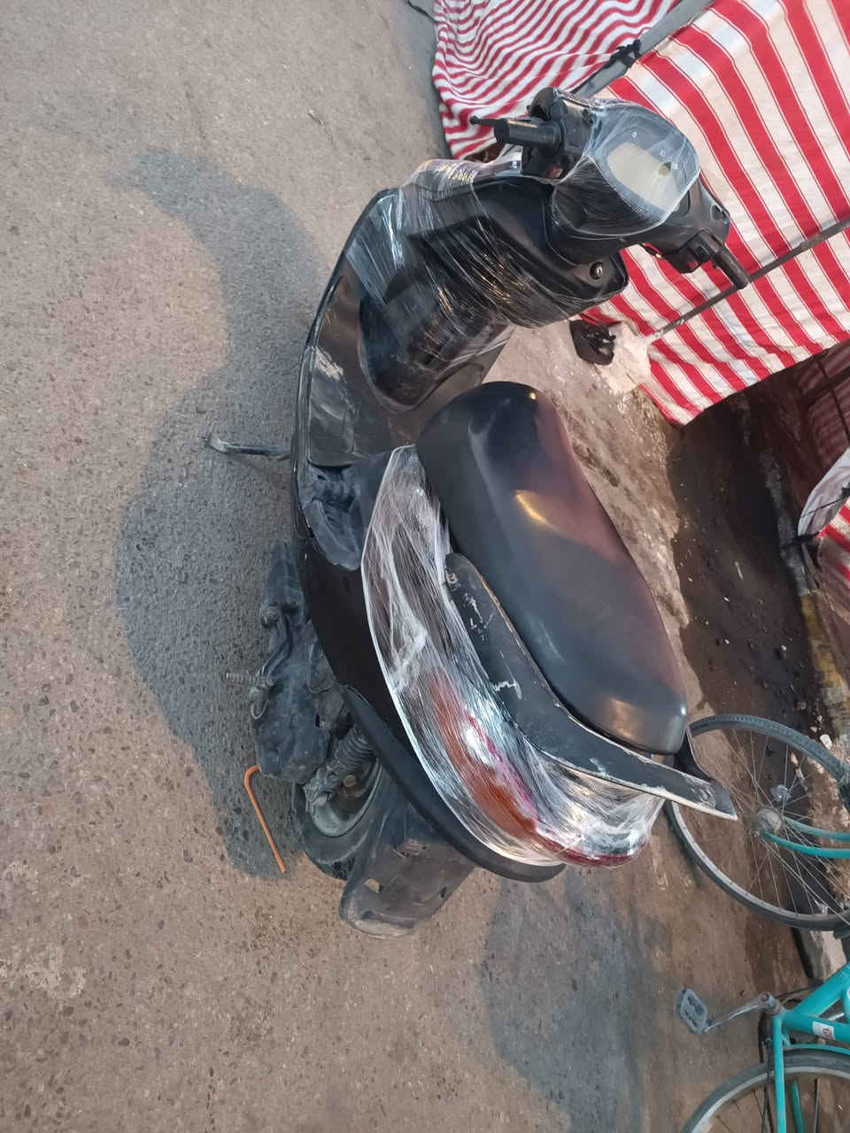 دراجه دولفين شرط مكينه رمبه ومامفتوح بيه برغي وين مايعجبك افحص سلف هندر كهربائيات كل شغال ماعدى الدشبول مايشتغل امانه الله رمبه وكله عل الابلاد سعر 380 بابل الحمزه الغربي بيع متوازي اتصل على الرقم *********** مامتواجد عل النت

