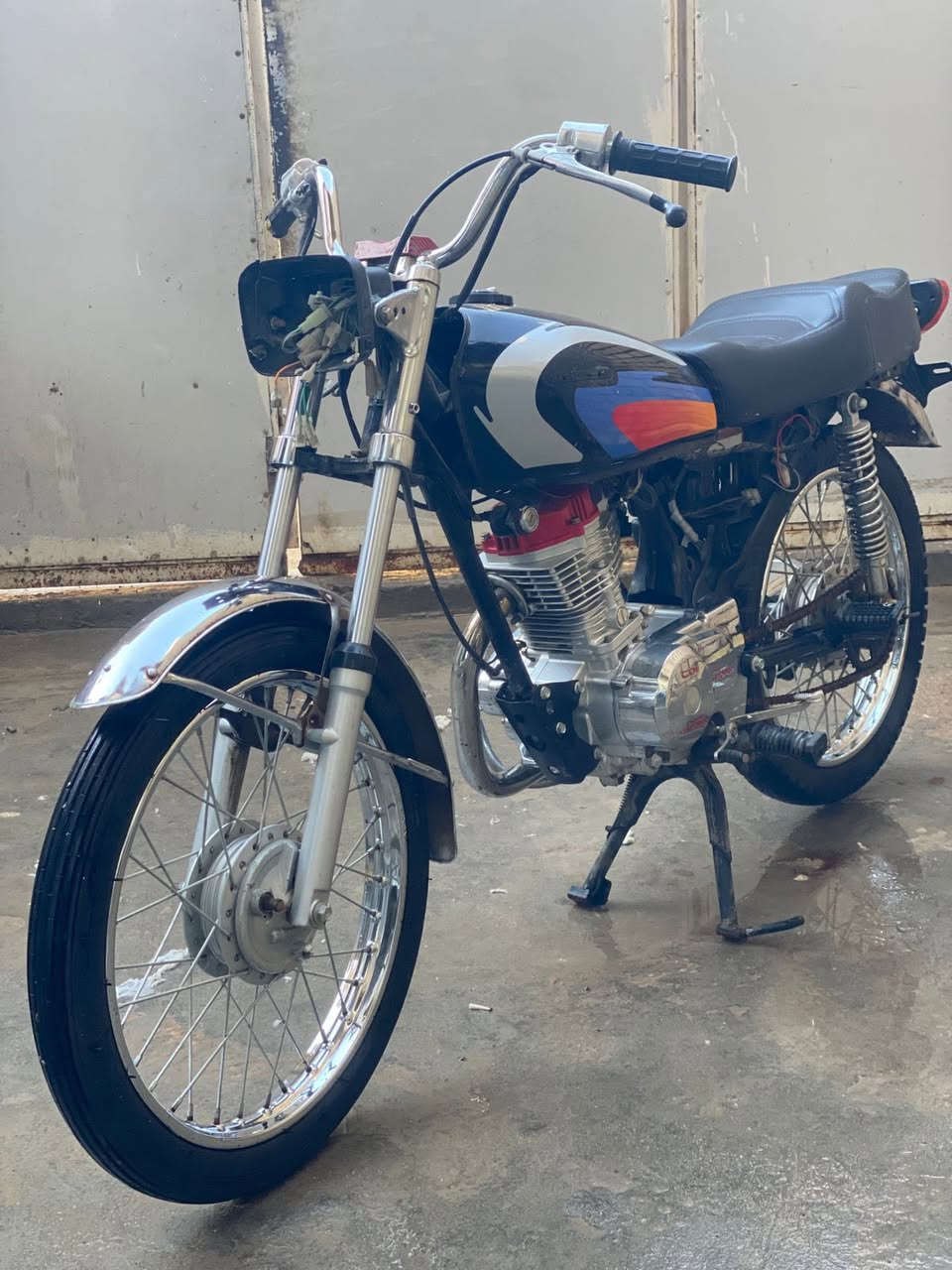 سلام عليكم تيربو موديل 24شاصي نامة اصولي ي نقص بل اوراق ماكو شاصي مكفول من كلشي والمكينه برغي مامفتوح بيها بس عوزها اشويه ترتيبات مكانه ناصريه مركز


**إذا كنت صاحب هذا الإعلان وتريد حذفه لأي سبب، رجاءا أرسل رسالة إلى الدعم الفني**