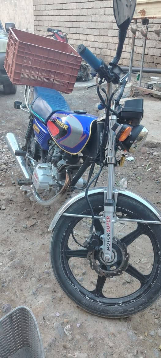 السلام عليكم موطور سيفان 2019
موطور حيل نضيف وكامل
محركو دمعه
السعر 425
يرهم مراوس بايفون او ايباد
مكاني الجواعنه
***********
