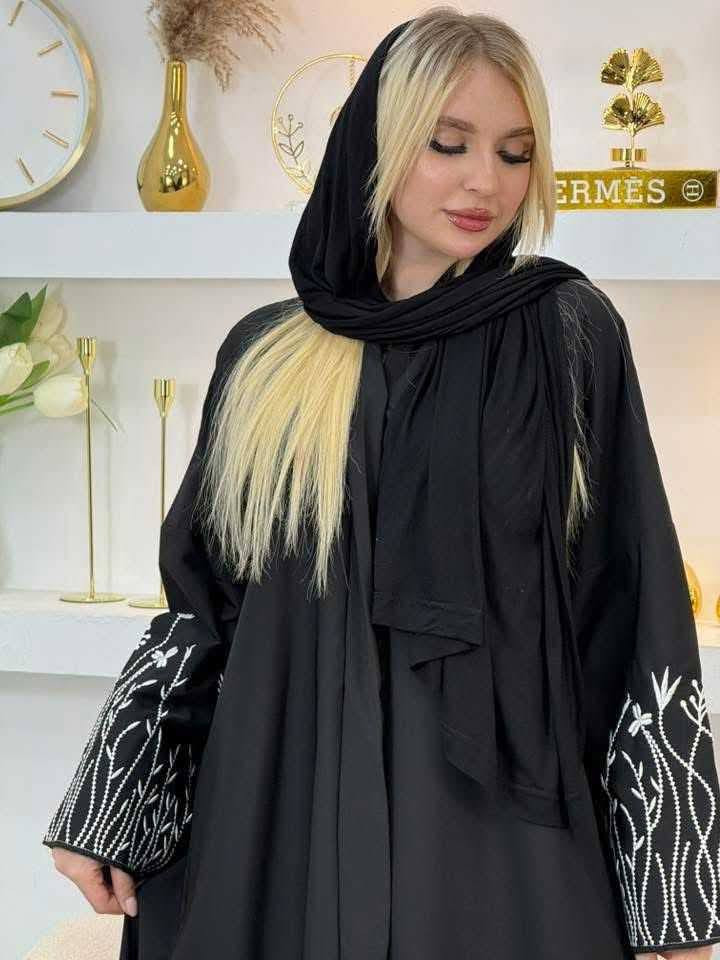 سلام عليكم لبنات ✨ 
مودال هذا راه متوفر 
جملة 310 الف ✅
ديطاي 450 الف ✅


**إذا كنت صاحب هذا الإعلان وتريد حذفه لأي سبب، رجاءا أرسل رسالة إلى الدعم الفني**