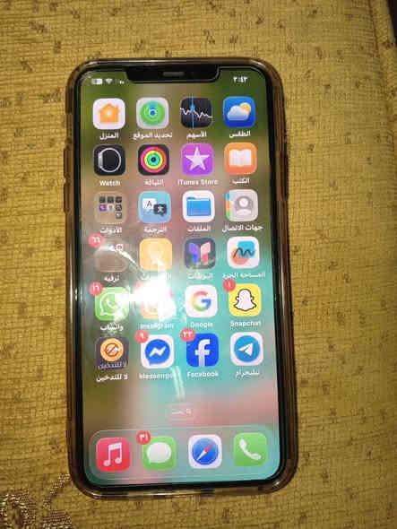 السلام عليكم 
ايفون 11برو ماكس ذاكرة 256 بطارية 80 تلفون جديد بمعنى الكلمه ويا الكارتوه مالته وشاحنه لا مفتوح ولا مصلح على الفحص التلفون نضيف 100% سعره400  مكانه بغداد السيدية 
***********
***********
