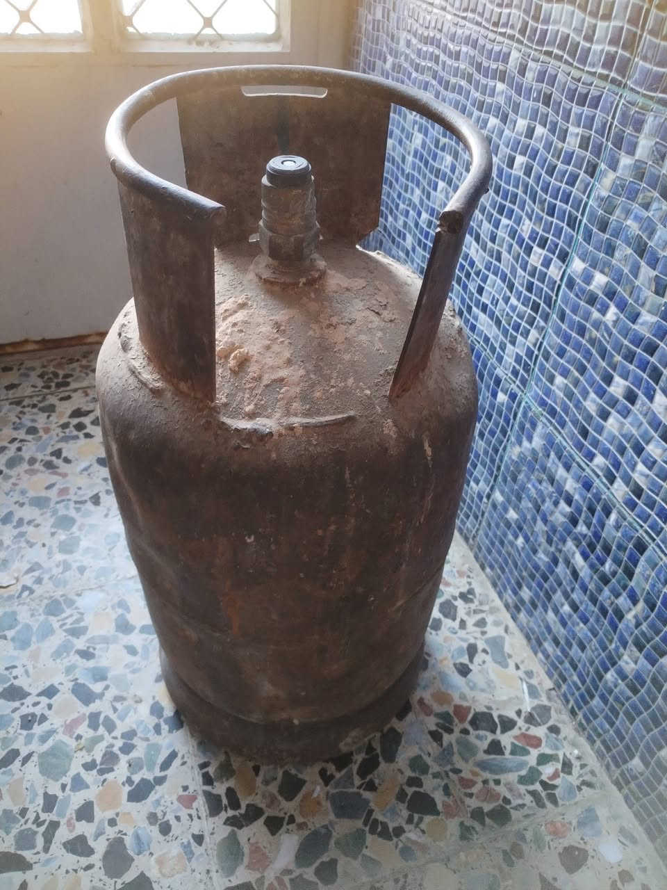 السلام عليكم غراض كلمن وسعره مشتغلات موسم واحد ***********

