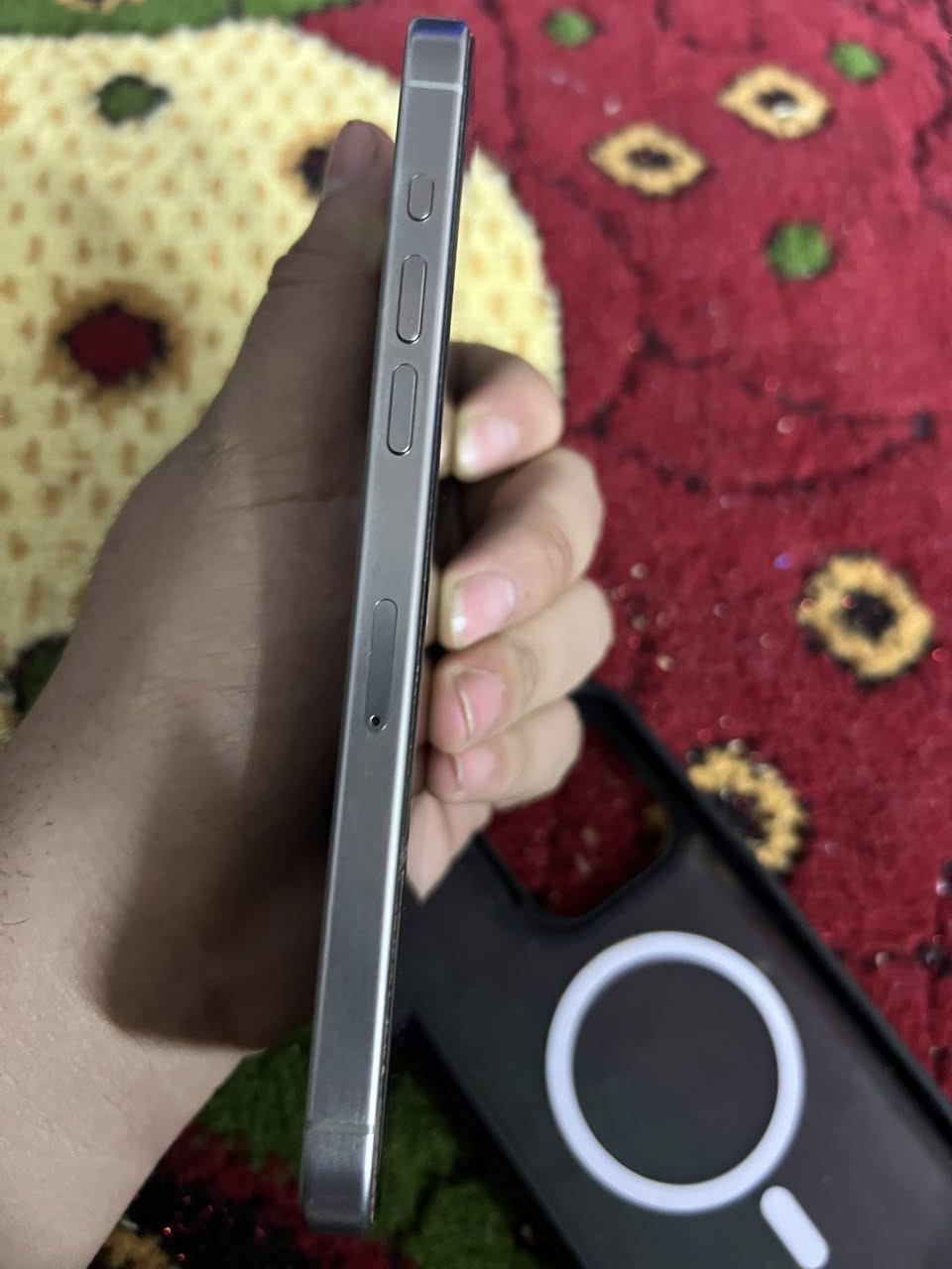 15 برو ماكس 256 دبل شريحه لون التيتانيوم ويا كارتون وكيبل الاصلي جهاز مكفول وما مفتوح وبي ضمان ايشي بي مايعجبك يرجع بطاريه 89 مشحون 652 مره جهاز فد شي سعر 1100 وبي مجال حك الشراي مكاني بصره الجبيله مقابيل شارع السايلو رقمي ***********

