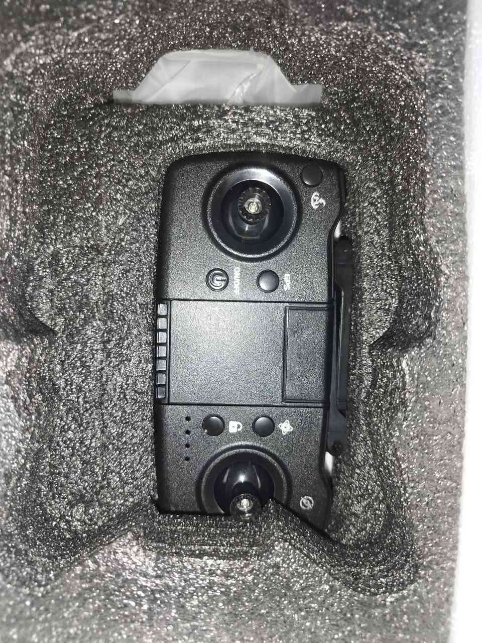 السلام عليكم
احبابي درون L900 pro SE 
تخبل بيها كامره و يجي وياها ريشش اضافيه وبراغي و درنفيس 
السعر ٥٠ 
واتساب ***********
