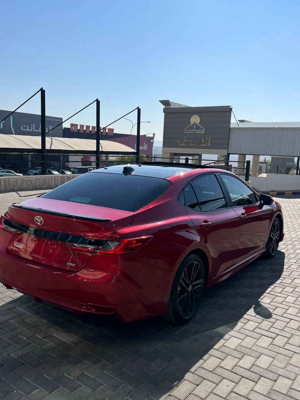 للبيع كامري موديل 25 xse فول هايبرد ماشيه 6000 بنورامه رادار حساس 360 سياره بيها بنيد صبغ بدون دواخل بدون ارباك حتى الدعاميه اصليه السياره موجوده بغداد حي الجامعه معرض الاصدار الاول  ***********
