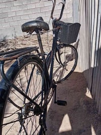 باسكل بناتي • حجم ٢٧ • سعر خاص