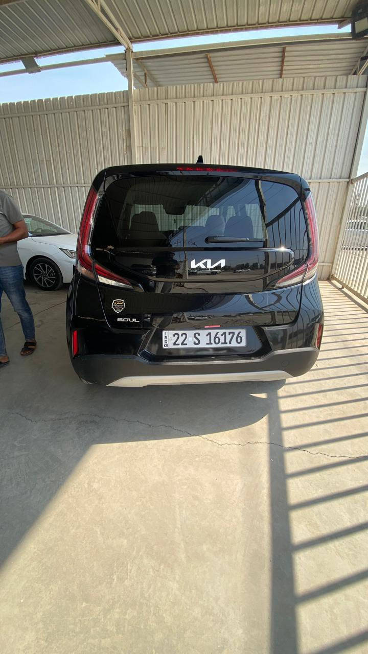 السلام عليكم
كيا صول 2025 
وارد امريكي 
مواصفات معروفه LX
حادثها خفيف ليبل واحد كلها
السياره نضيفه كلش
ماشيه (١٨) مناقصها اي شي 
رقم اربيل تريد وكاله او تحويل 
سعرها 175 وبيها مجال
مكاني واسط العزيزيه
هـ ‭٠٧٨٣ ٠٥٥ ٣٧٧١‬
هـ ‭٠٧٧٣ ٢١٤ ٠٧٧٢‬
