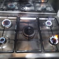 ل سلام عليكم طباخ خمس عيون شغال العين البنص تشتغل بس البوري مالته طاك ...