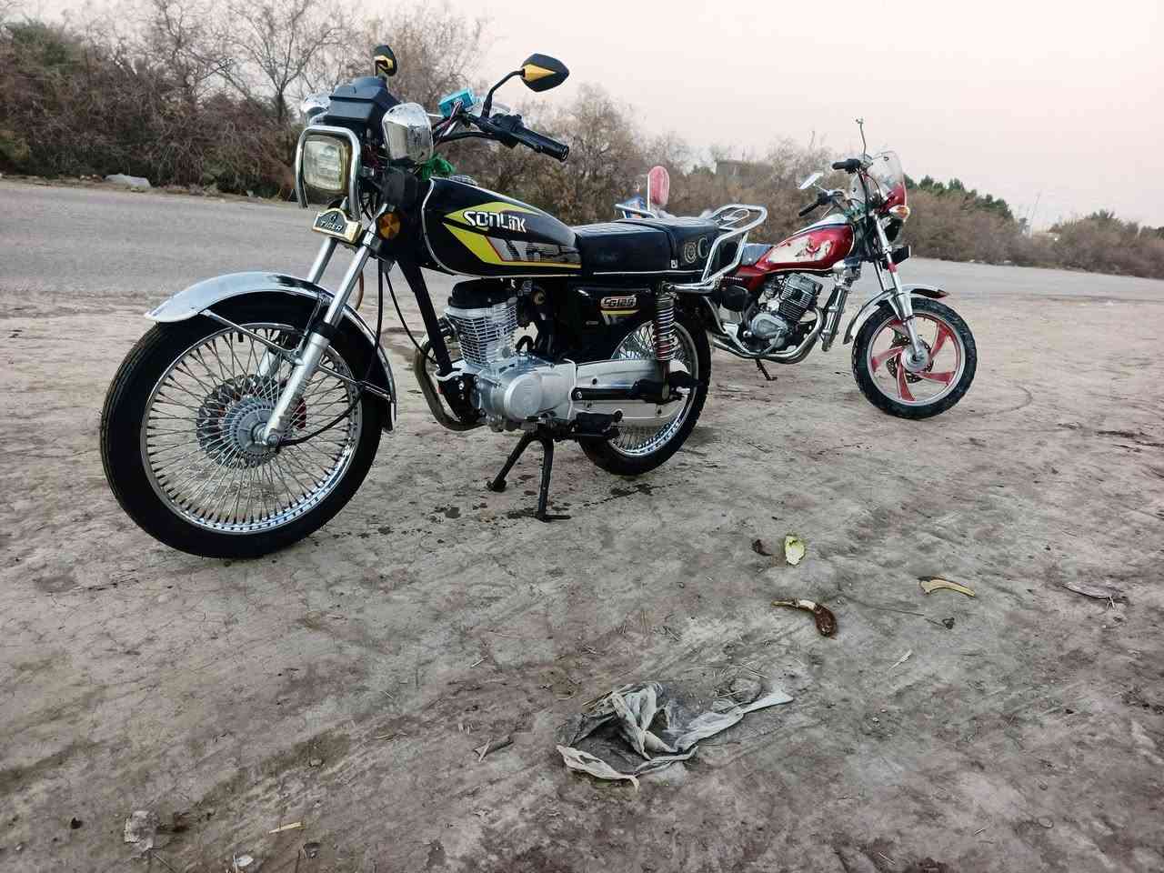 السلام عليكم دراجه للبيع اوراق كامله 2024 طالعه بال 2025 دراجه مقفوله كفاله عامهتمحرك ما مفتوح كهربائيات كلها شغاله تخم تاير جديد دراجه مال جناي السعر 660 وبيها مجال مكاني بالحمزه الغربي والاستفسار على هذا الرقم‏‪***********‬‏
