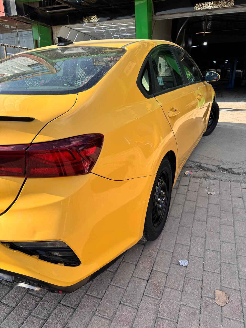 السلام عليكم فورتي ٢٠١٩ بغداد بأسمي
حادث جاملغ فقط امامي ايسر السونار مرفق مع الصور 
الكير at . محرك مفتوح وحادثها فقط تبديل جاملغ امامي العنوان / بغداد حي الامانة 
للأستفسار ***********
اعتذر عن الخاص
