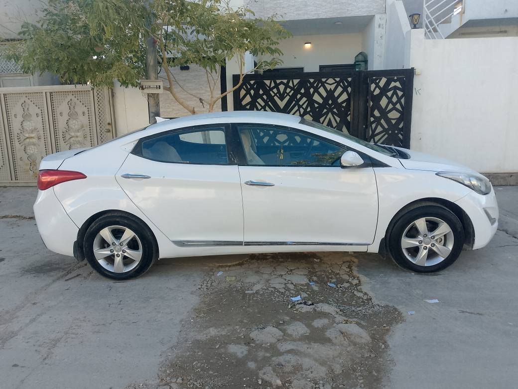 وانت النترا موديل 2014 محرك 18 رقم سليمانيه سنويه رقم جديده سياره مقلوب على طرف واحد سخفين مبدل مو حزام يبيع حزام سعر 85 بمجال رقم الموبايل ***********
*********** كركوك, العراق
