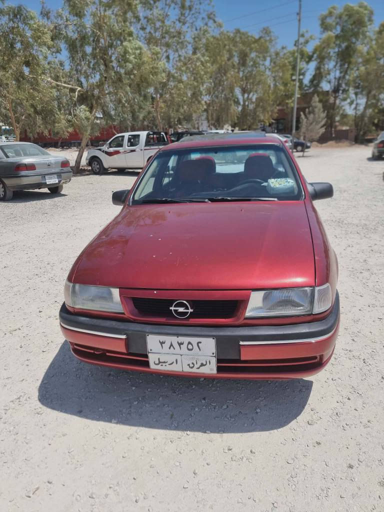 مەکینە 18
مۆدێل 92
اربیل ..بەسەرچوە
عام بۆ یاغە بۆ جوانی
کارتی بەنزین کەرکوک 
ڕەقەمی خاوەنی سەیارەکە
*********** شمشمل, السليمانية
