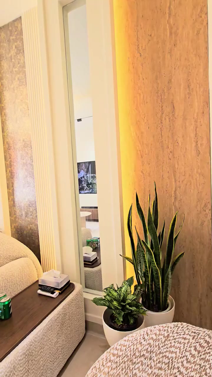 تنفيذ ديكور صالة ضمن مشروع مجمع بدور بغداد السكني
تصميم المهندسة علا رافد
للأستفسار أكثر ***********

#مدينة_بدور_بغداد_السكنية #مجمع_بدور_بغداد_السكني #تجديد_منازل #ديكور #الشعب_الصيني_ماله_حل #تجديد_منازل #تصميم #ديكورات_مودرن
