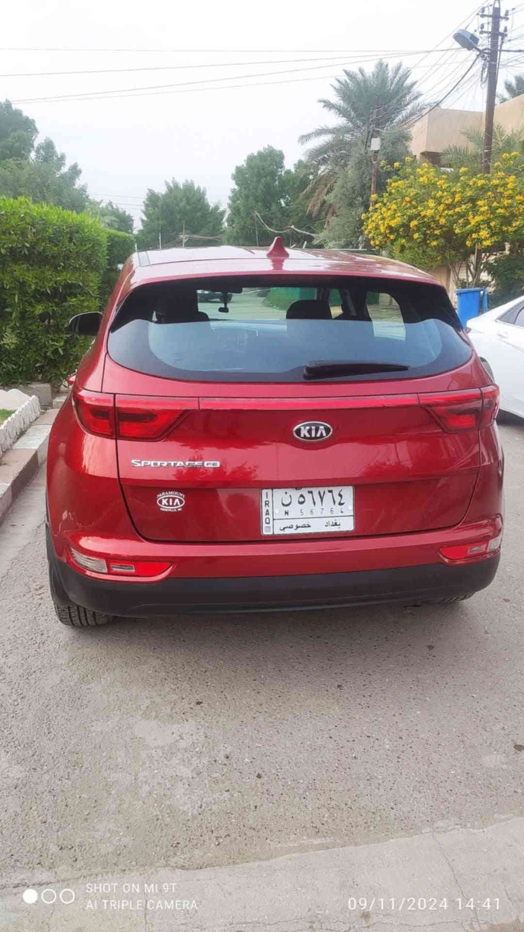 كيا سبورتج موديل 2019 وارد أمريكي لون مميز ... رقم بغداد بأسمي ...
حادثها بابتين وبخ بالبنيد أثناء تنزيلها من الحاوية ... وصور الحادث مرفقة ..
نص فول ... تحكم ستيرين جهتين ... تبريد امامي وخلفي ... 3 سرع قيادة ... كامرة خلفية  دوارة ... شاشة لمس بلادية  ... السيارة ماشية 64 الف ميل..
للاستفسار على الرقم ***********
