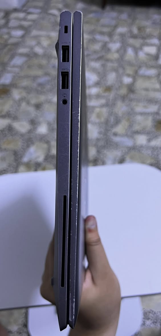 السلام عليكم لابتوب للبيع HP ZBOOK
المعالج : Intel Core i5 جيل 11pro

الشاشه مقاس 14 بوصة 

الرام : 16 جيجا

الهارد : 256 من نوع SSD 

مكاني بغداد والسعر 500 الف وبي مجال للاستفسار خاص


**إذا كنت صاحب هذا الإعلان وتريد حذفه لأي سبب، رجاءا أرسل رسالة إلى الدعم الفني**