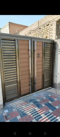 حدادة احمد عباس • أبواب وشبابيك • قلعة سكر