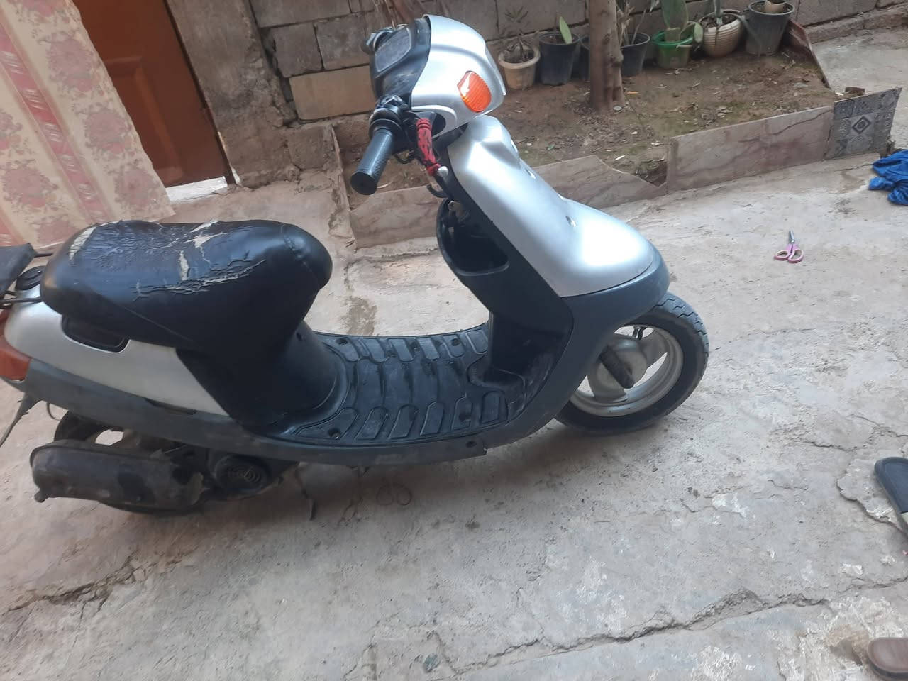 ماطور بوتين دبل سكريته الحديث شاصي تكه وحده ملحوم وايرمنيا شغاله حتى السلف محرك معمر بستن فقط ماطور طافي فحم في فحم ما يشتغل


**إذا كنت صاحب هذا الإعلان وتريد حذفه لأي سبب، رجاءا أرسل رسالة إلى الدعم الفني**