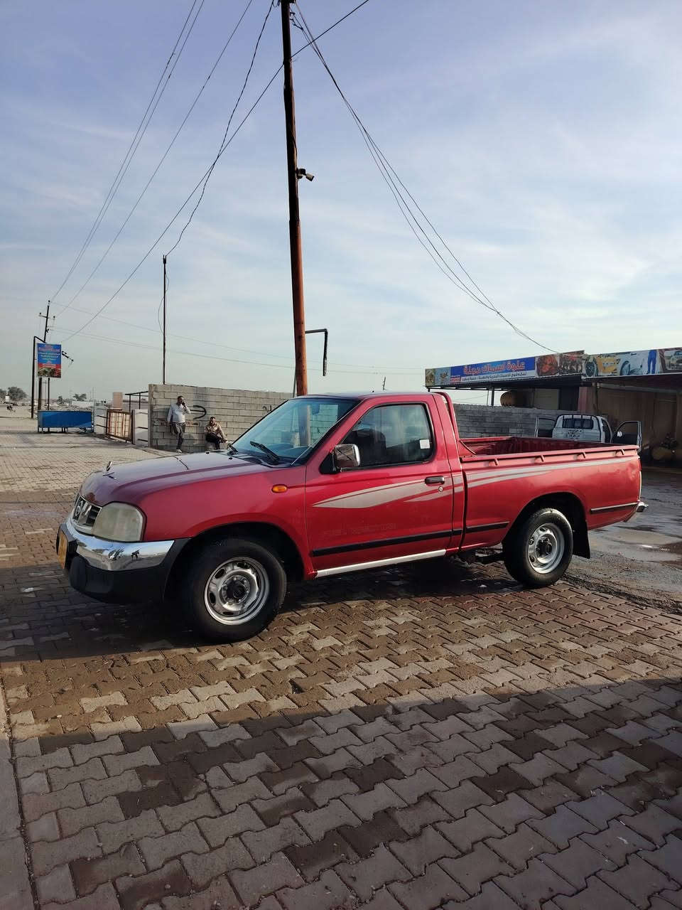 نيسان 2008 ياباني بسمي
سياره لا صبغ لا تعديل سعر 100 يعني دفتر بيه مجال

مكاني كركوك *********** رجاء مو شراي لا تخابر
***********
