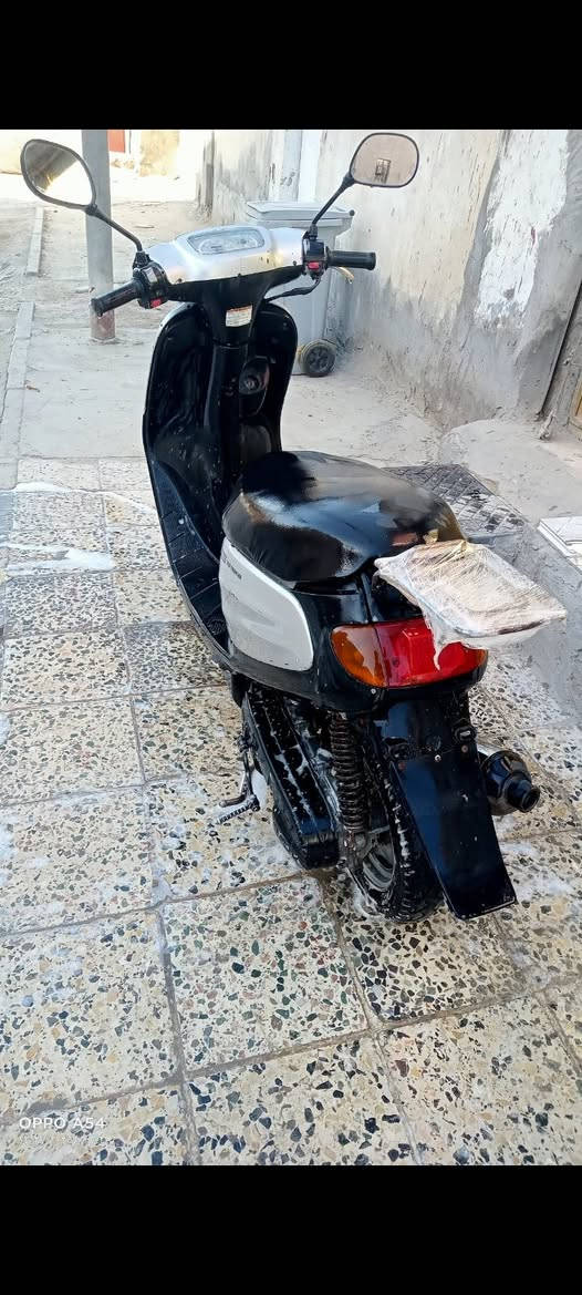 السلام عليكم منغولي البيع دراجه جديده وجاهزه اي نقص ماكو نضافه مفتوحه مره وحده شغاله سلف هندر  عنوان ناصريه مركز الشراي يتصل عله هذ الرقم +9647804290093 السعر 350 وبيها مجال


**إذا كنت صاحب هذا الإعلان وتريد حذفه لأي سبب، رجاءا أرسل رسالة إلى الدعم الفني**