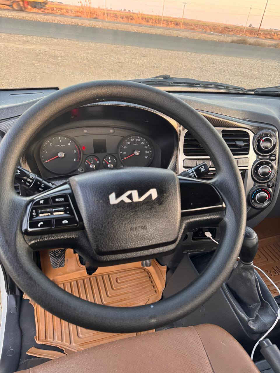 السلام عليكم كيا حمل موديل 2022 بأسمي سنويه لل30 وضع شركه اسبير مانازل
شرط كير محرك  من كلشي السعر 150 استفسار ***********
