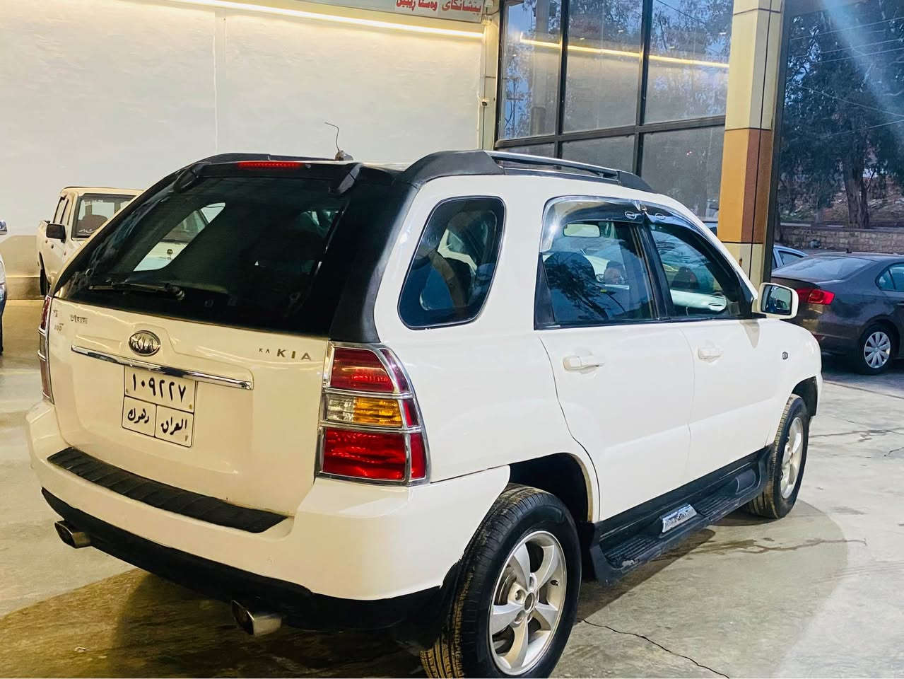 كيا سبؤر تاج 2008 فول مواسه فات بهشەرتی گێر ومەکینە و تەبریدو  ھەموگیانی  بەشەرت 
سنەوی   تازە بە سە ر چوە  سەیارەکە  سبوخ عامە
بە س ھیکە لی زۆرجوانە  4تایەی نوێیە 
سعری 73 وەرەقە کمیک مجال
لەکۆ یە دادەنیشم 
***********
*********** كويسينجاك, أربيل
