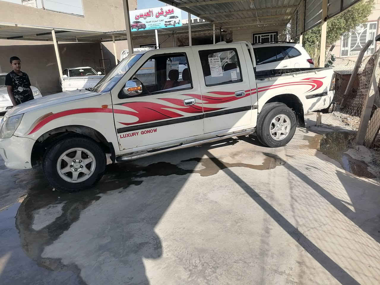 للبيع فتون موديل ٢٠١٣ رقم واسط نكليزي)
((مكفول من صبق ول حادث)) 
سياره جاهزه للخير محرك وكير وحداديه وتخم تاير
((ماذب عليه الف  جاهزه)) /// ((***********)))
