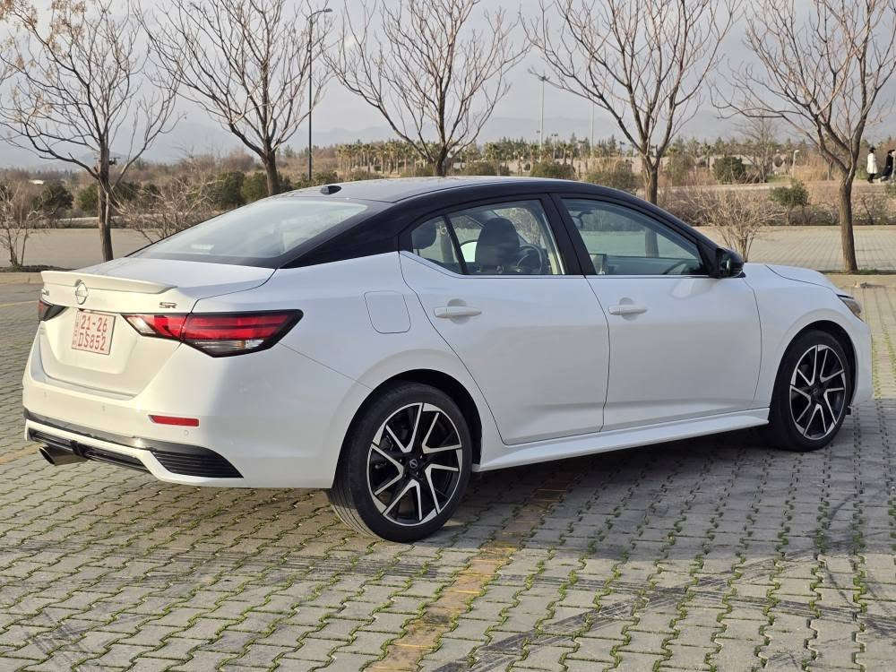 سێنرا بێ بۆیاخ تەنها بۆنید گۆڕاوە بەبیلادی ڕەسمی سۆنەری دانراوە
مواسەفات سپۆڕت
بێ عەیب و بێ نوقسانی ئێرباگی شان و سەقف و سوکان تەقیوەو بیلادی دانراوەتەوە بۆی
۲۰ هەزار مایل ڕۆیشتووە
*********** السليمانية, العراق
