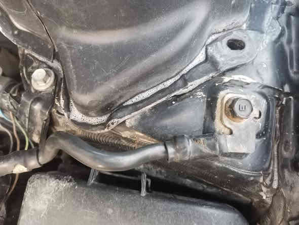 السلام عليكم فورد 15 جير محرك تبريد خير من الله صدر امامي خلفي تخم تاير بدل بيتيمكاني بغداد الكماليه رقم 
بغداد مصفر هيئه وغرامات السعر 90    ***********
