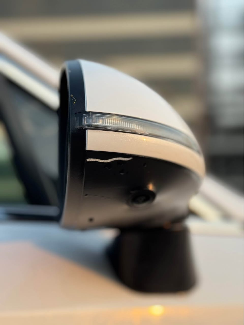 هونداي سوناتا لمتدد معروفه مواصفاتها                      تتقدم وترجع بلبصمه ٥ كامرات 360 درجه محطيه     كشنات جلد حار وبارد           اوتو هولد        سايد بريك لمس عينه          ليزريه داخل السياره فول الفول للاخير 
موديل ٢٠٢٣ معوّقين بصره كفاله عامه فقط مياه المطار وشرط بدون قطره ماي بداخل السياره بيها خسفه بلجاملغ علا والبنيد علا وضعهم باقين
كير مكينه تبريد وحداديه وتخم تاير كفاله 
ماشيه ٦٧ الف *********** 
السعر 200 بيها مجال للشراي البصرة, العراق
