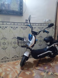 دراجه شحن على وضع الشركه نظيفه جدٱ للبيع مكانها بغداد الحريه سعرها 300...