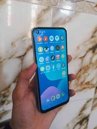 ريلمي 6 بي فطر بسيط بكد لشعره ما ماثر 128/8 ببجي 60  كامره 4K  شاشة ام...