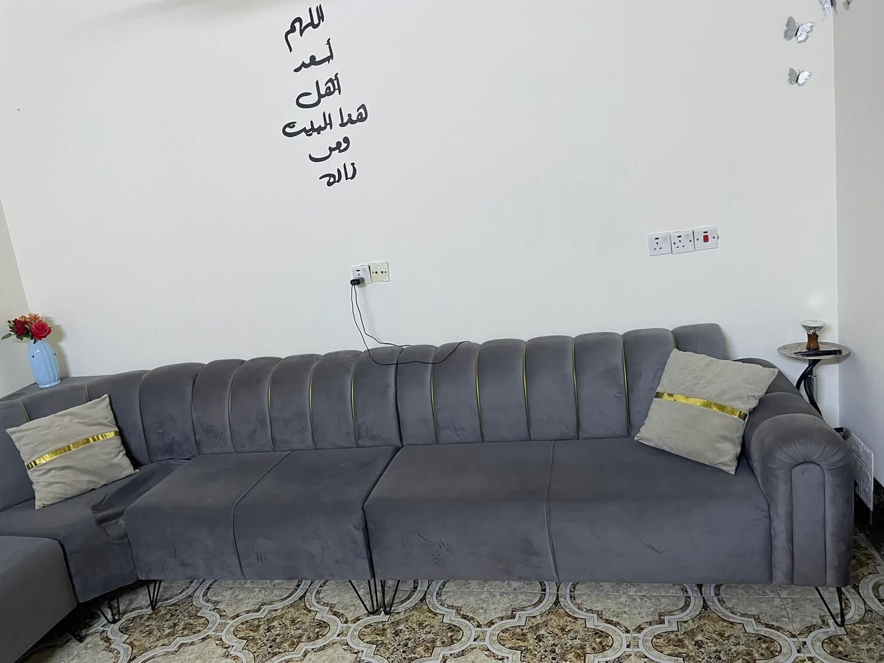 تخم ديوان رصاصي شغل حطاطه مو سوگي 7 امتار نضيف سعره 350 ومجال للشراي *********** واتس اب مكاني اسرى ومفقودين
