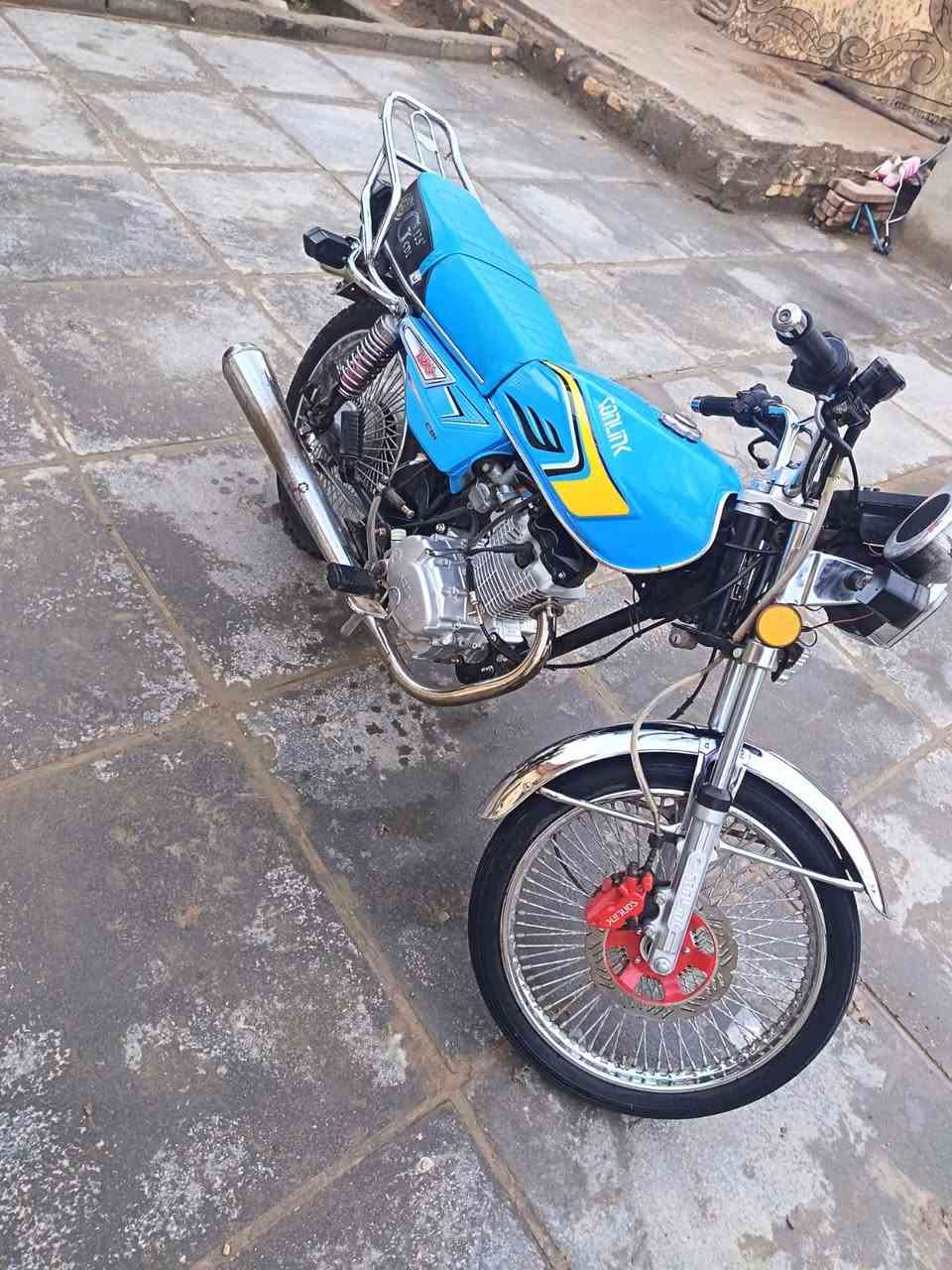 سلام عليكم تايكر 25 مكاني ديالى بلدروز ***********
