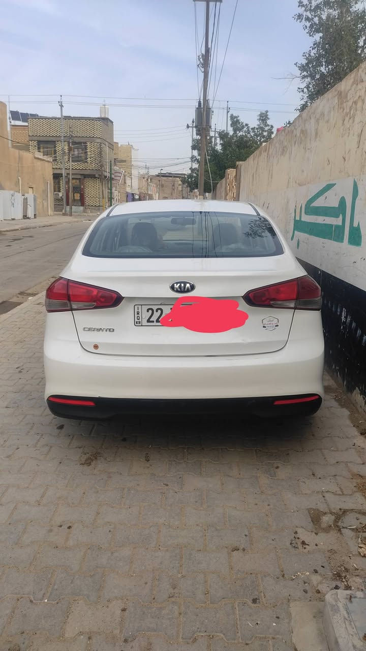 السلام عليكم كيه سيراتو موديل 17 كفاله بس بيه هذا بارد وموضح بسونار  كير محرك تخم تاير حداديه تبريد كله شغاله رايدها 132وبيه مجال ***********
