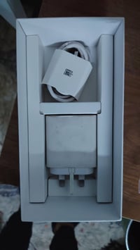 شاحن هونر • 100 واط • الديوانية