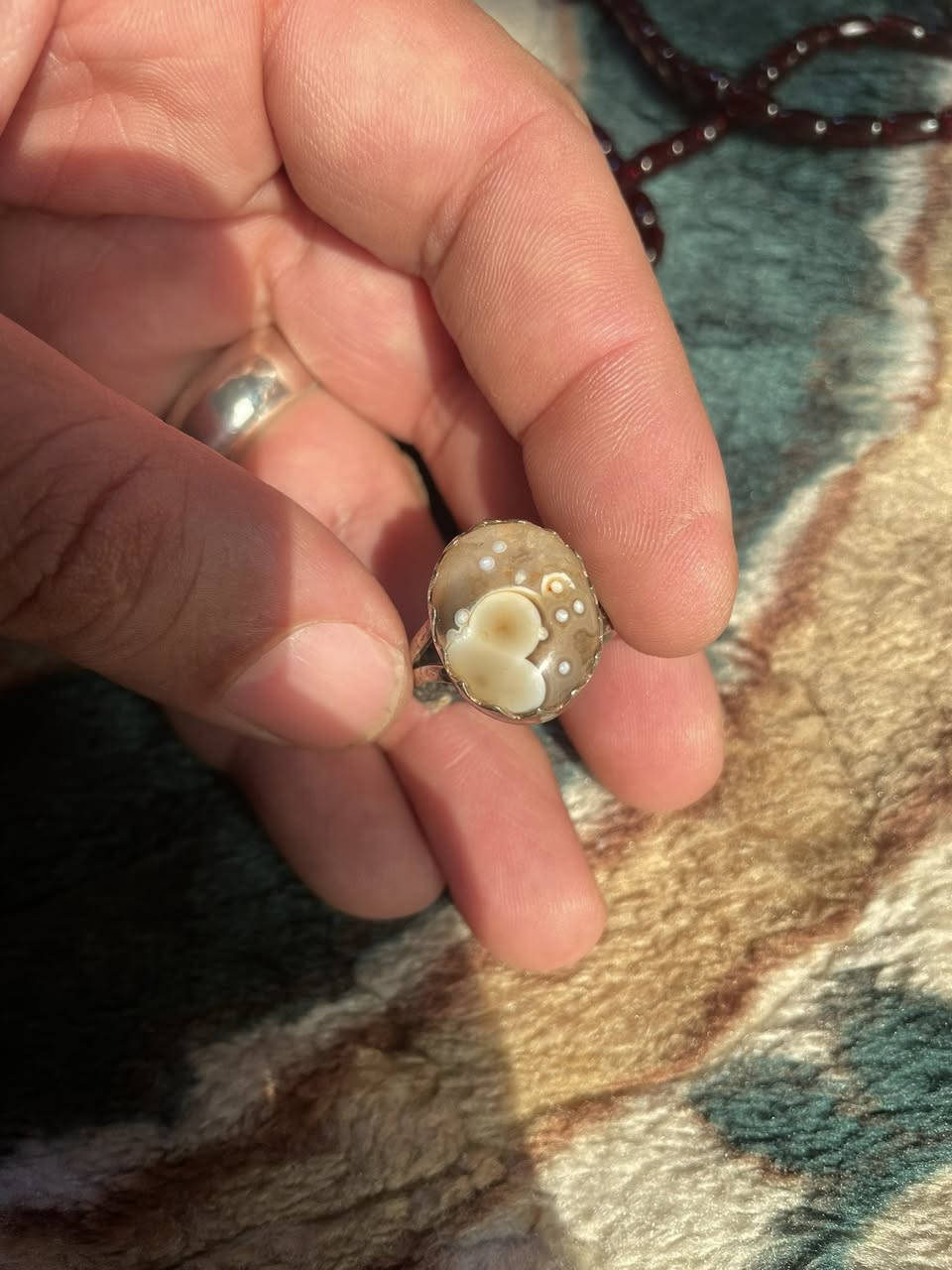 حجر صيني مكاوي
حجر سليماني
حجر لا اعرف نوعه اللون اسود 
متاح 💐


**إذا كنت صاحب هذا الإعلان وتريد حذفه لأي سبب، رجاءا أرسل رسالة إلى الدعم الفني**