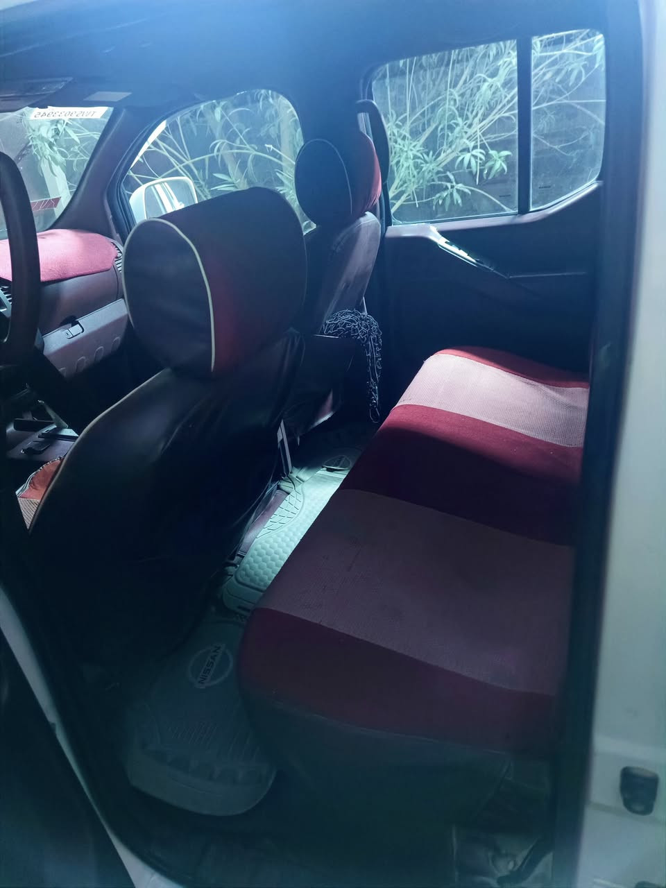 بيكم نيفارا موديل 2009 رقم بصرة  بيها ضربه بسيطه ومرجعه على البارد جهة اليمنى فوك الويل الخلفي الباقي مكفول دواخل نظيفه كير محرك مكفول مابيها اي نقص تايرات مبدل جديده السعر 90 وبيها مجال بسيط مكان السياره البصره قضاء ابو الخصيب  رقم صاحب السياره ‏‪***********‬‏
