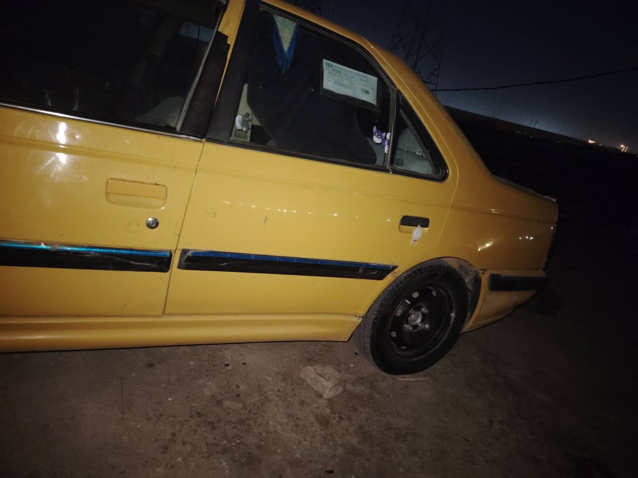 مكاني دوانيه/
اسلام عليكم  من رخصت صاحب لمجموعه بيجو بارص 2012 تخم تاير لا ضربه ولا صبغ   نضيفه بيه نواقص قليله سياره مطلوبه هيئه 600عله مشتري  سنويه صاقطه رقم الماني  سعره26 بيه مجال قليل غرامت مصفره هاي تفاصيله كلهن لتجي وتكلي شكد مطلوبه ومدري شنو وهاذ رقمي لا ترسلني خاص ما جاوبك ***********
